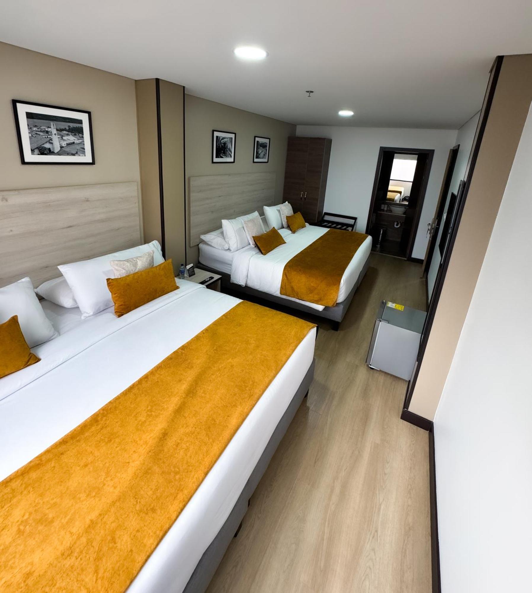 Hotel Wlh Gold Bogota Buitenkant foto